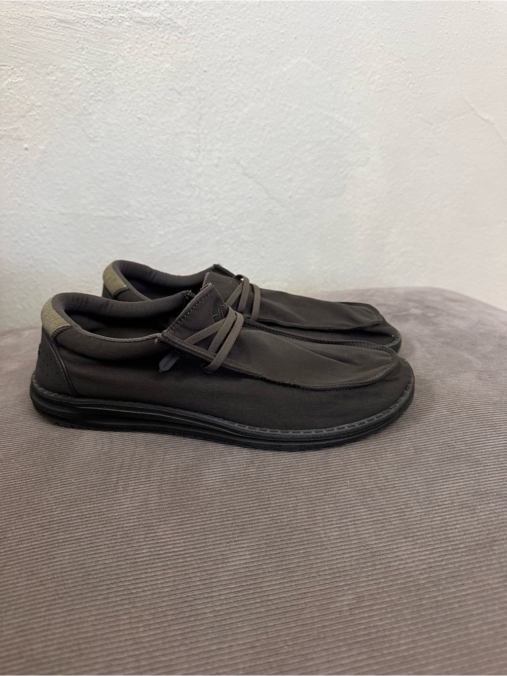 Hey Dude Wally ADV Carbon Gray Canvas Lace Up Sneakers Men's US 9 EU 42 UK 8